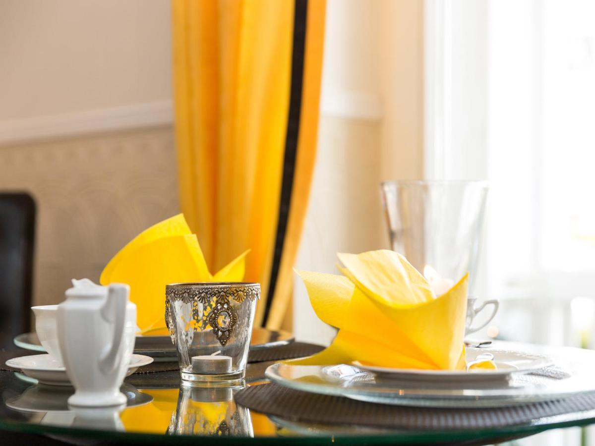 Jugendglueck - Gelbe Lilie Apartment Binz
